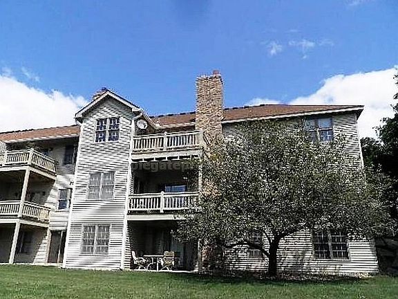 2nd image of 4273 Oakmede Ln #64A