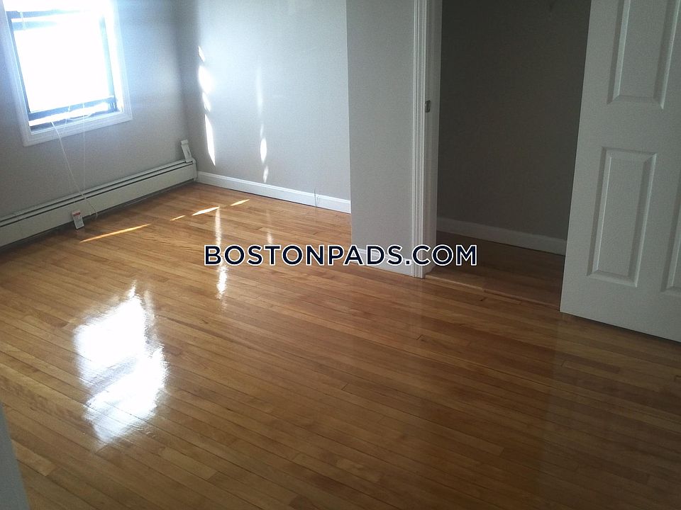 2nd image of 117 Glenville Ave #F1