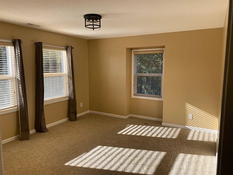 10794 NE Worden Hill Rd — Photo 7