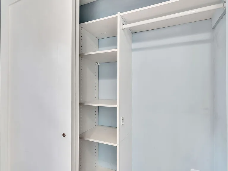 300 Commonwealth Ave #1 — Photo 14
