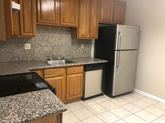 3rd image of 29405 Dixon St APT 29