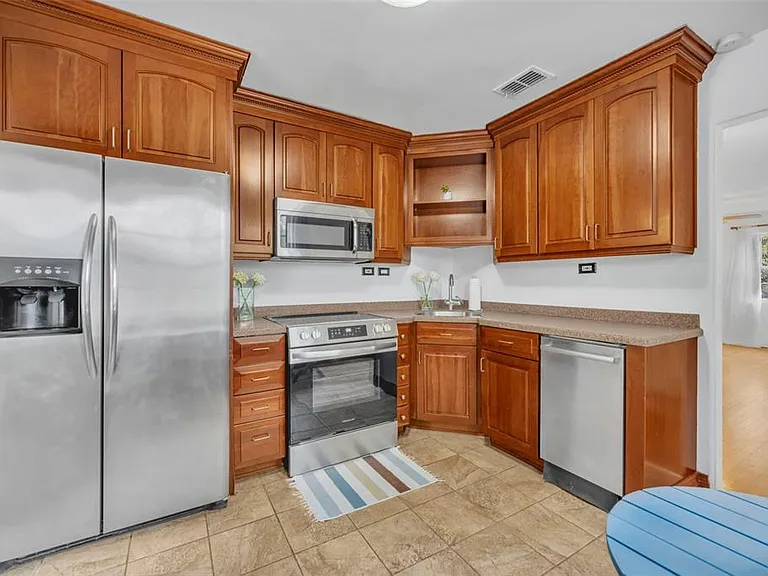 612 E Kaley St — Photo 10