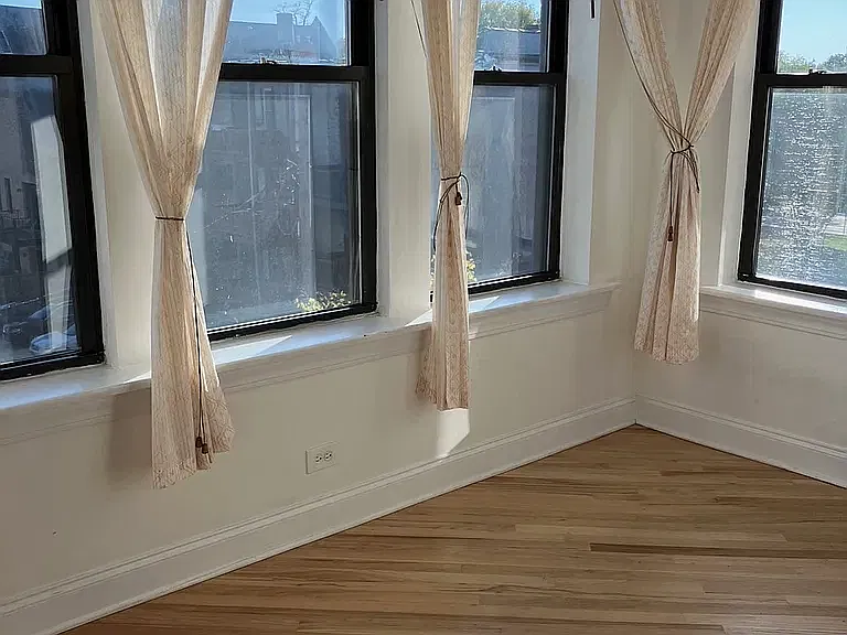 2 bed, 1178 sqft, $2,895 — Photo 4