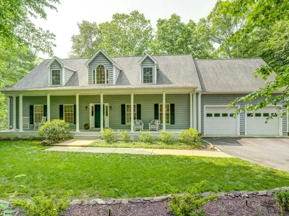 5021 Richmond Rd, Keswick, VA 22947