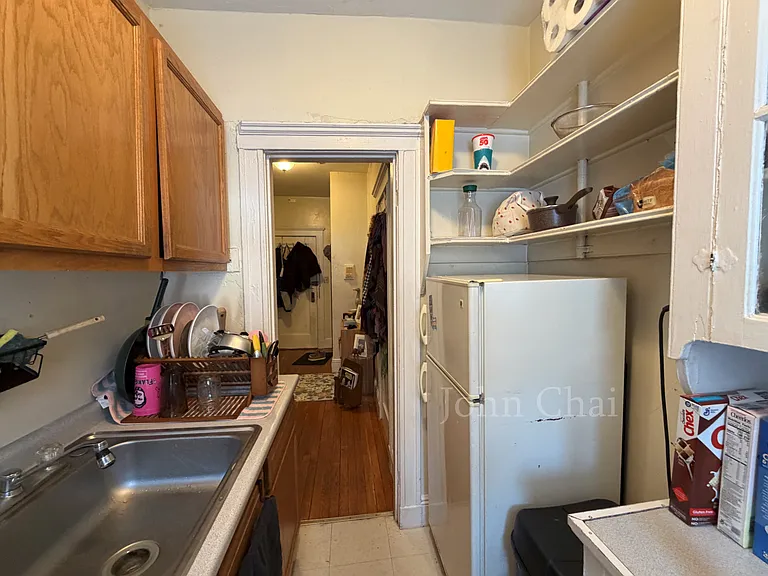 64 Woodstock Ave #9 — Photo 18