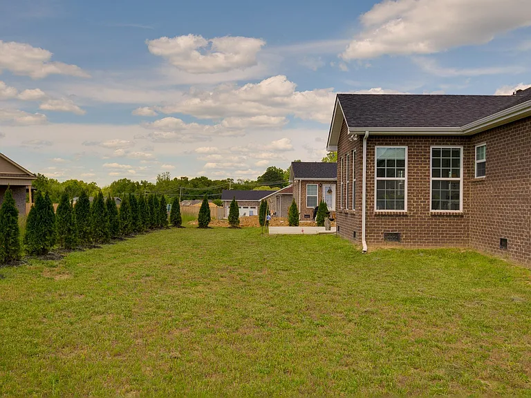 2117 Ovoca Rd — Photo 48