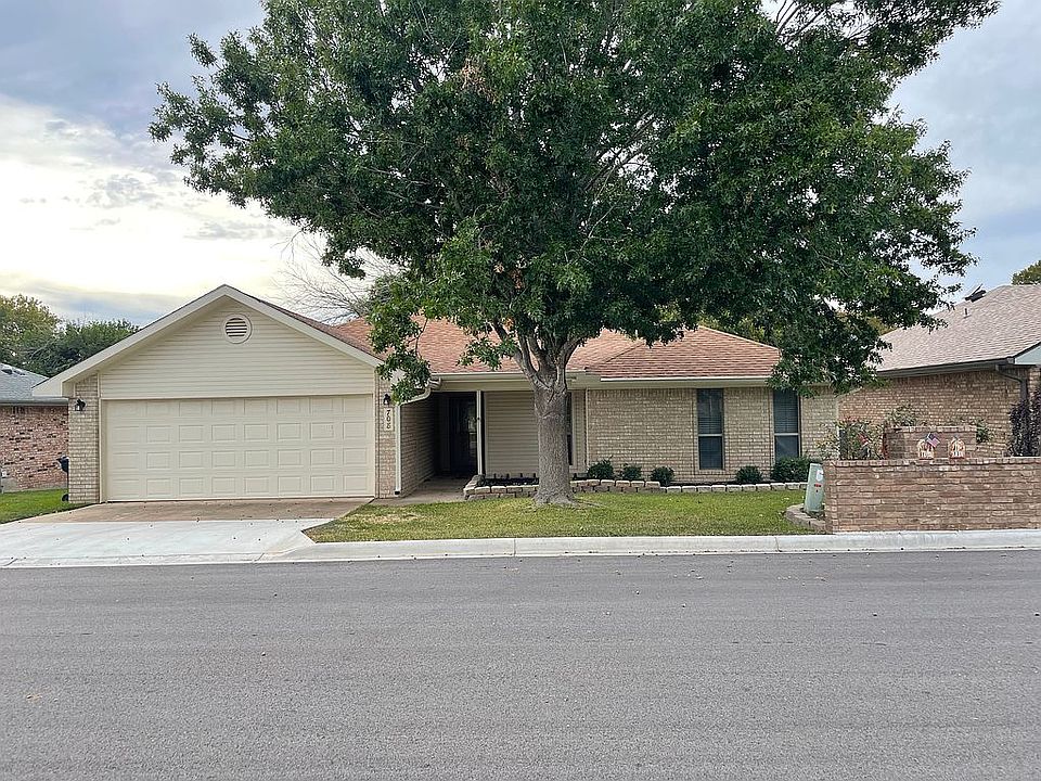 708 Beachwood, TX 78611 Zillow