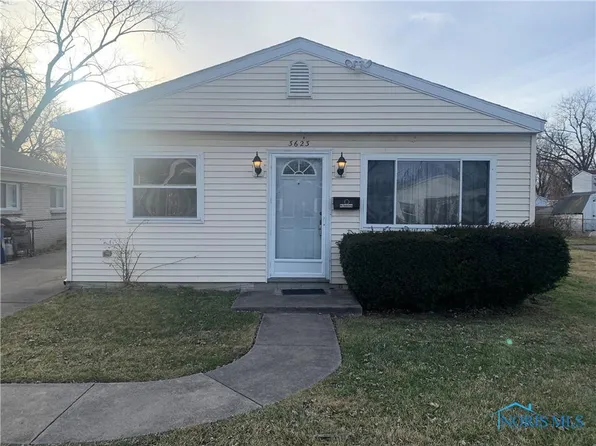 3623 Terrace Dr, Toledo, OH 43611
