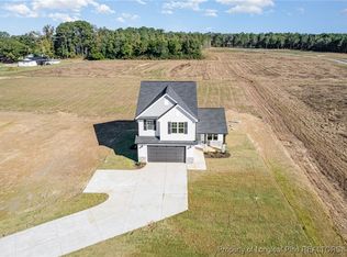 2506 Parker Memorial Rd, Clinton, NC 28328