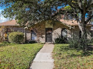 5916 Cedar Ln, Rowlett, TX 75089
