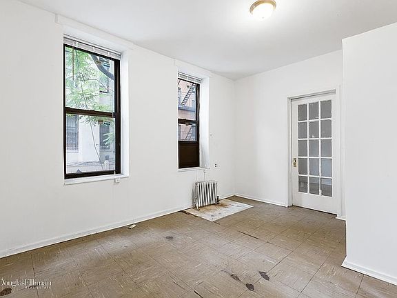 2nd image of 114 E 98th St APT 1R