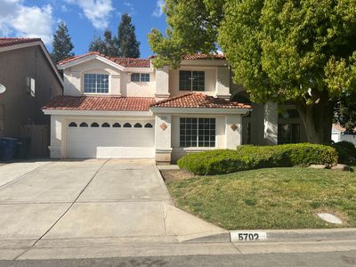 5702 W Fremont Ave, Fresno, CA, 93722
