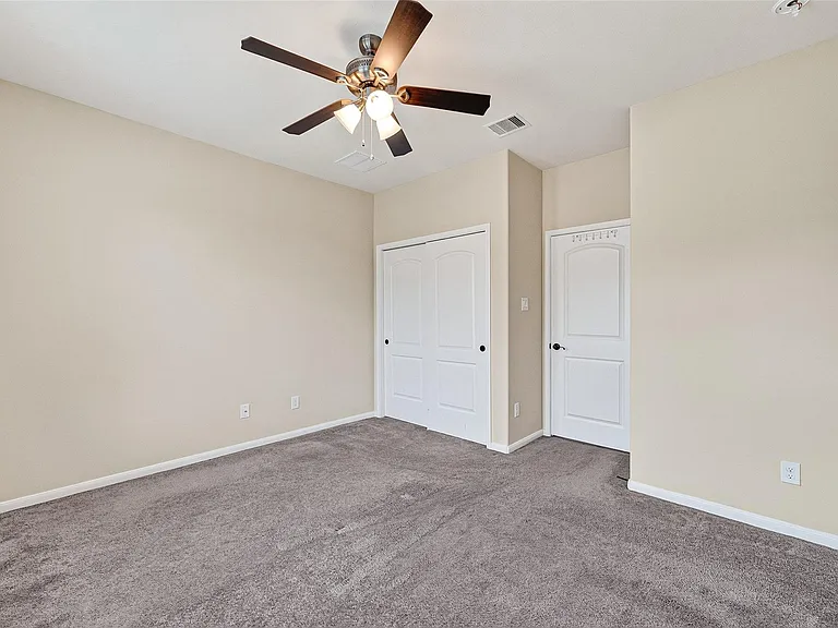 2931 Oakdale Landing Ct — Photo 40