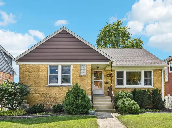 9109 Bartlett Ave, Brookfield, IL 60513