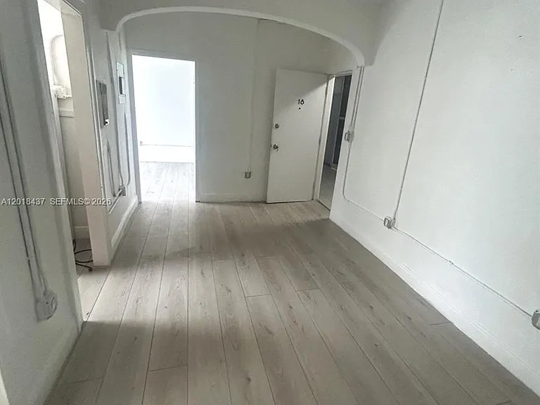 967 SW 5th St #20 — Photo 3