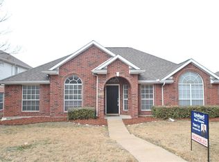 8220 Edge Water Dr, Frisco, TX 75034