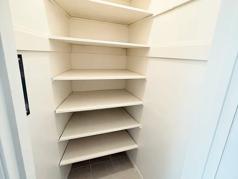 172 Athol Ave #23 — Photo 10