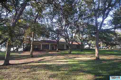 3rd image of 4685 Fm 2484