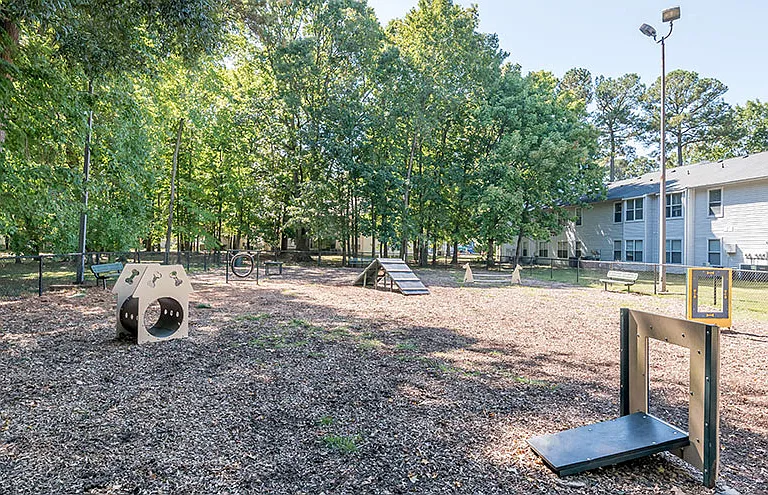 Springhouse Apartments — Photo 15