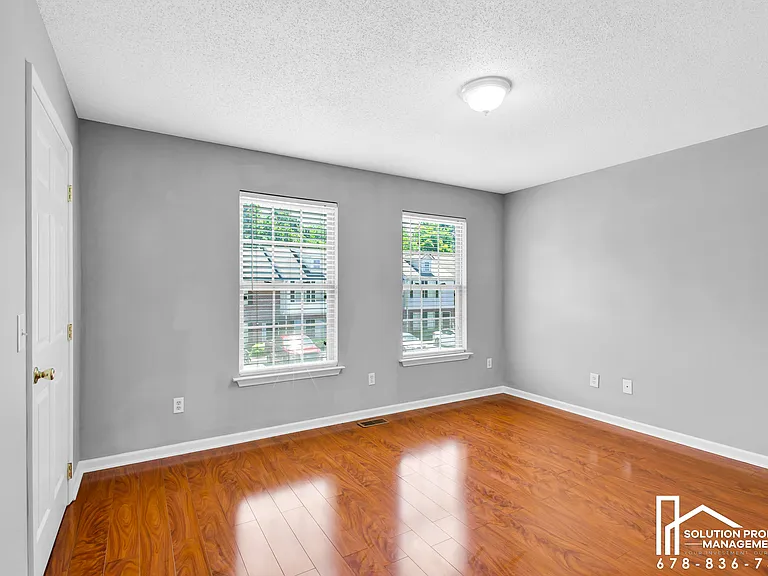141 Madison Pl — Photo 14