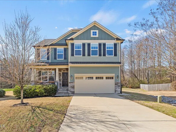 8120 Purple Aster Dr, Willow Spring, NC 27592