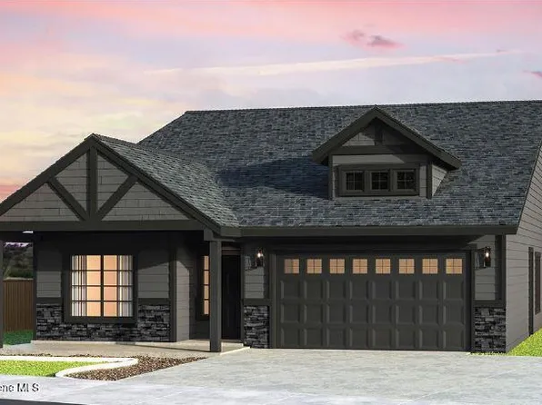 8904 W Swather Ave, Rathdrum, ID 83858