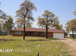 1891 Lytal Ln, Choctaw, OK 73020