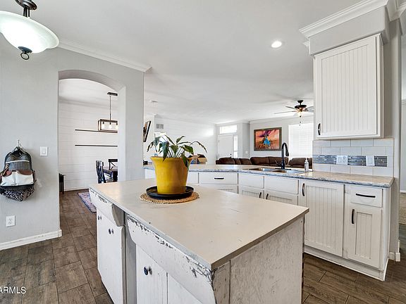 5th image of 1110 N 360TH Avenue