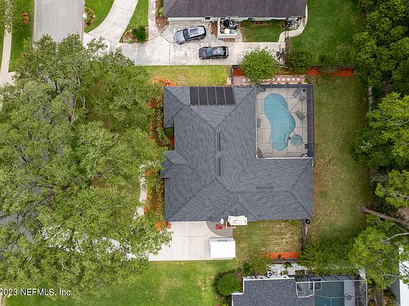3rd image of 12081 CRANEFOOT Drive