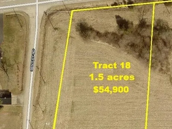 18 Bentley Rd, Brookville, IN 47012