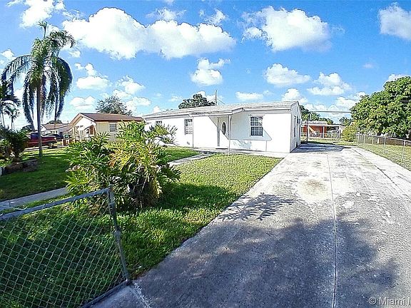 4th image of 16120 NW 18th Ave