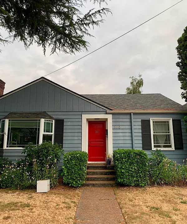 3012 35th Ave W
