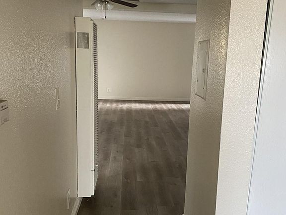 3rd image of 15434 Rayen St #120