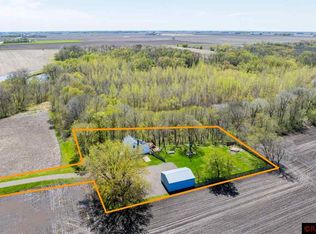 32445 35th St, Janesville, MN 56048