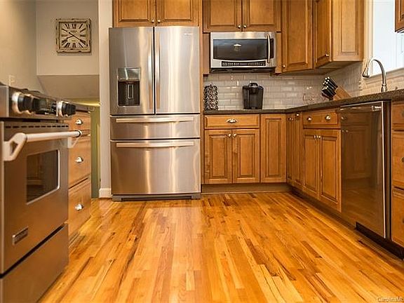 4th image of 232 Hillandale Dr