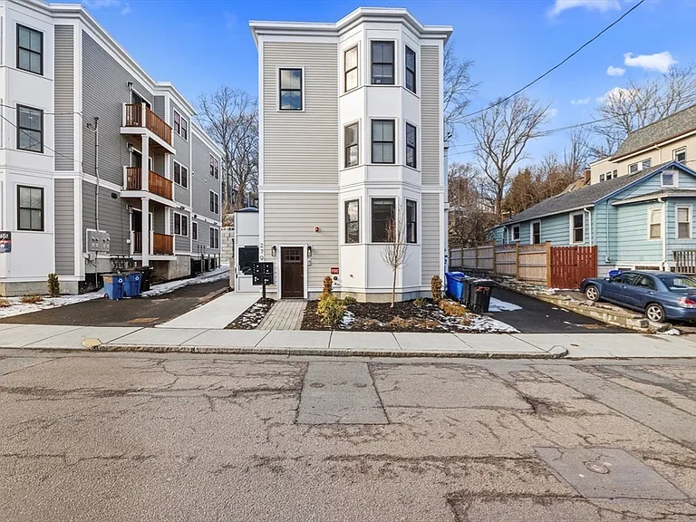 279 Lamartine St #3 — Photo 19