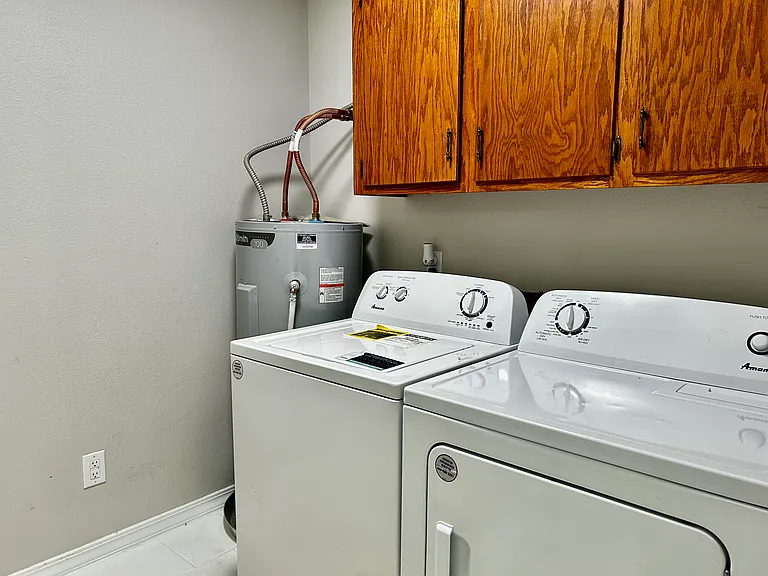 1804 Byron Dr — Photo 11