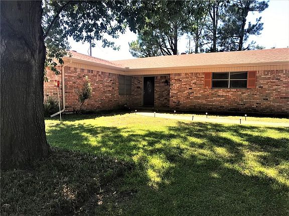 2nd image of 2714 Kent Dr