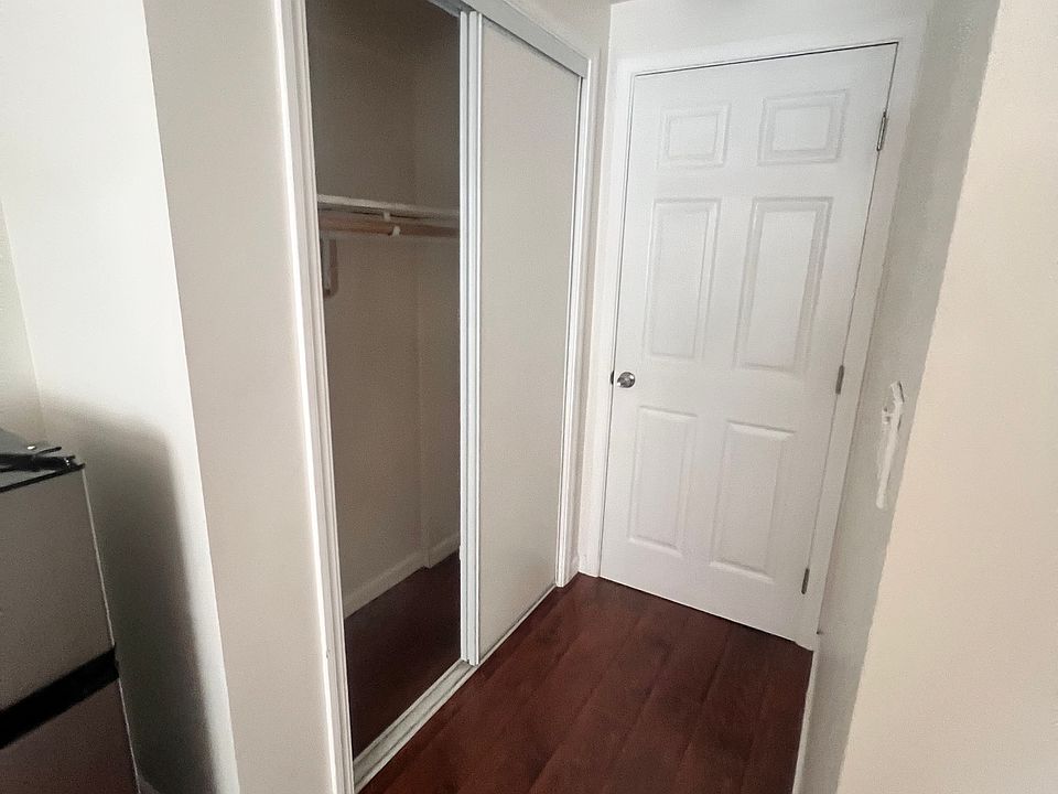 2nd image of 282 Saint Catherine Dr #A