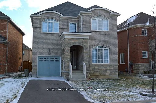 36 Denali Cres