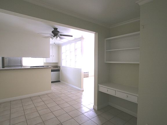 3rd image of 4000 Sequoia St APT 7