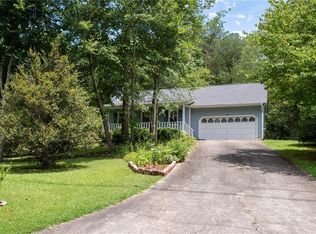 35 Cedar Creek Ct, Acworth, GA 30101