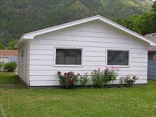 5th image of 206 Speedway Ave