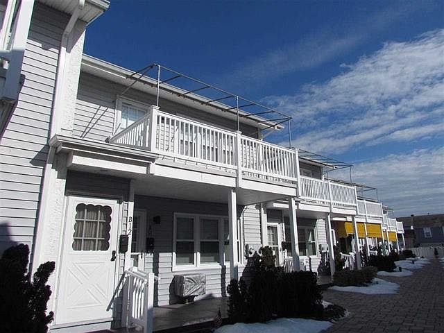 1st image of 1114 Bayfront APT B12