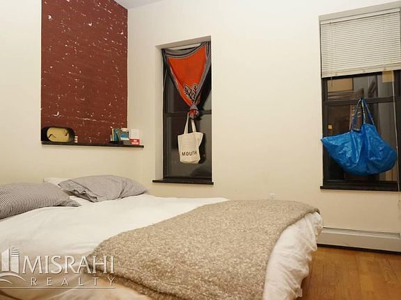 2nd image of 168 Ludlow St APT 2