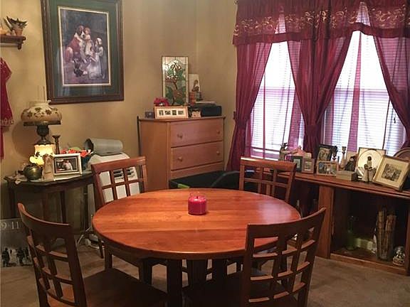 5th image of 133 Burch Ave #2