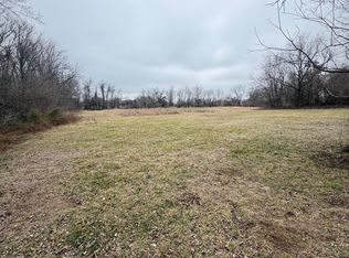 2754 E Grand Street, Springfield, MO 65803