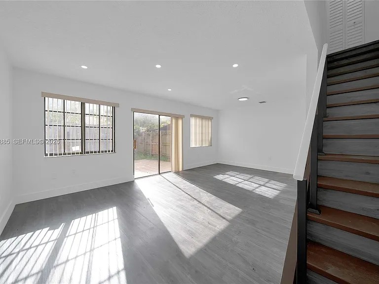 1535 SW 122nd Ave #3-7 — Photo 6