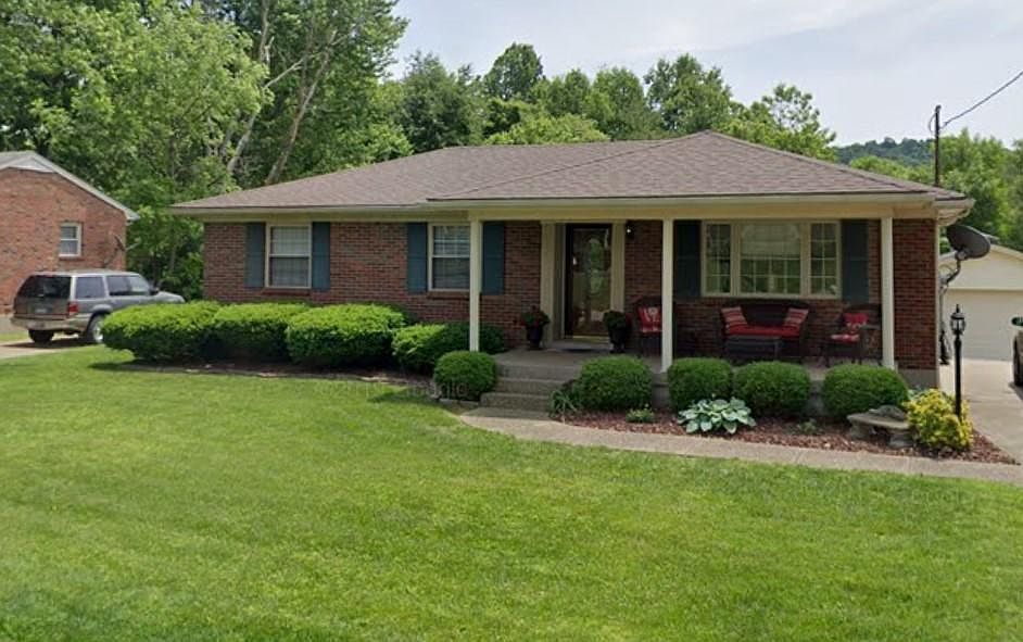 1st image of 3908 Iron Horse Way