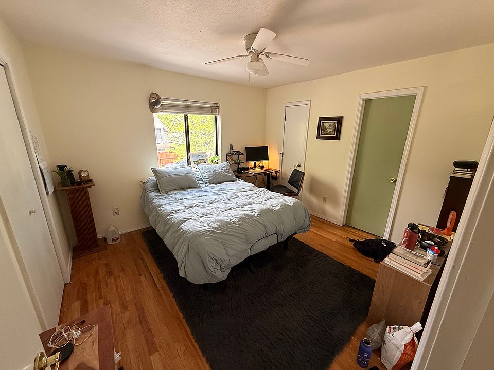 1st image of 1212 Redwood Ave